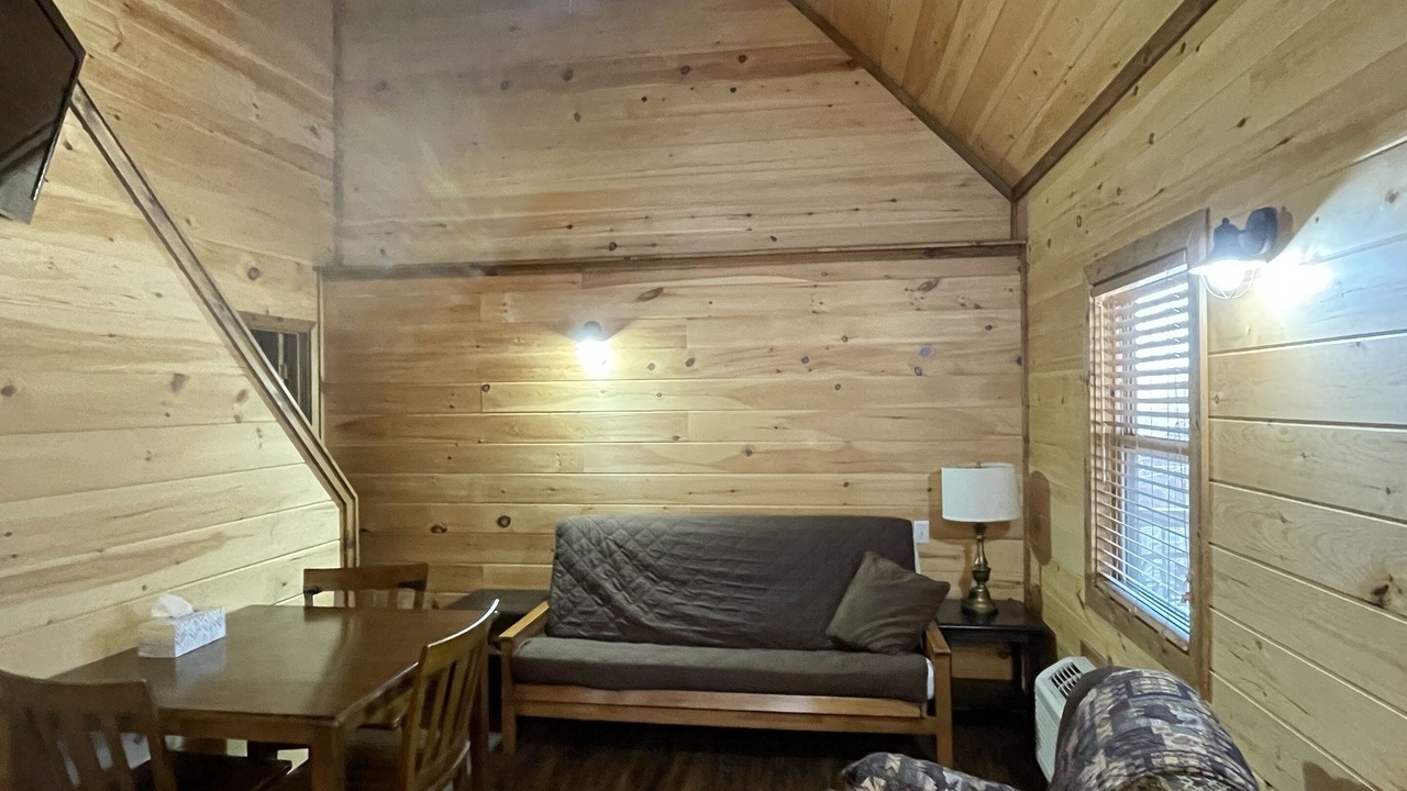 Photo of Livingroom in Van Buren