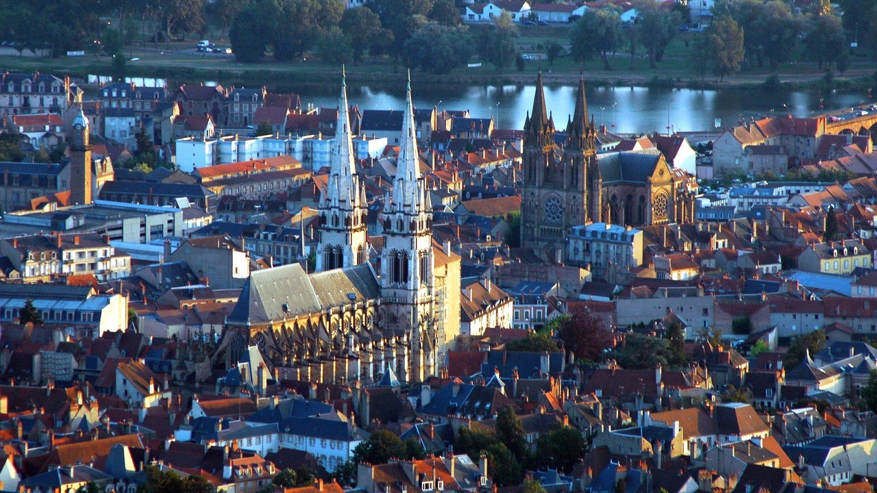 Photo of Outdoor in Moulins