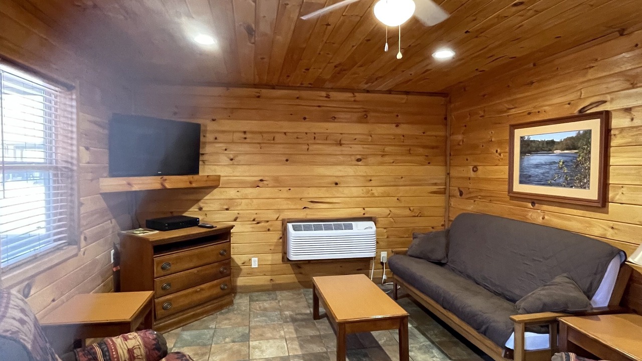 Photo of Livingroom in Van Buren