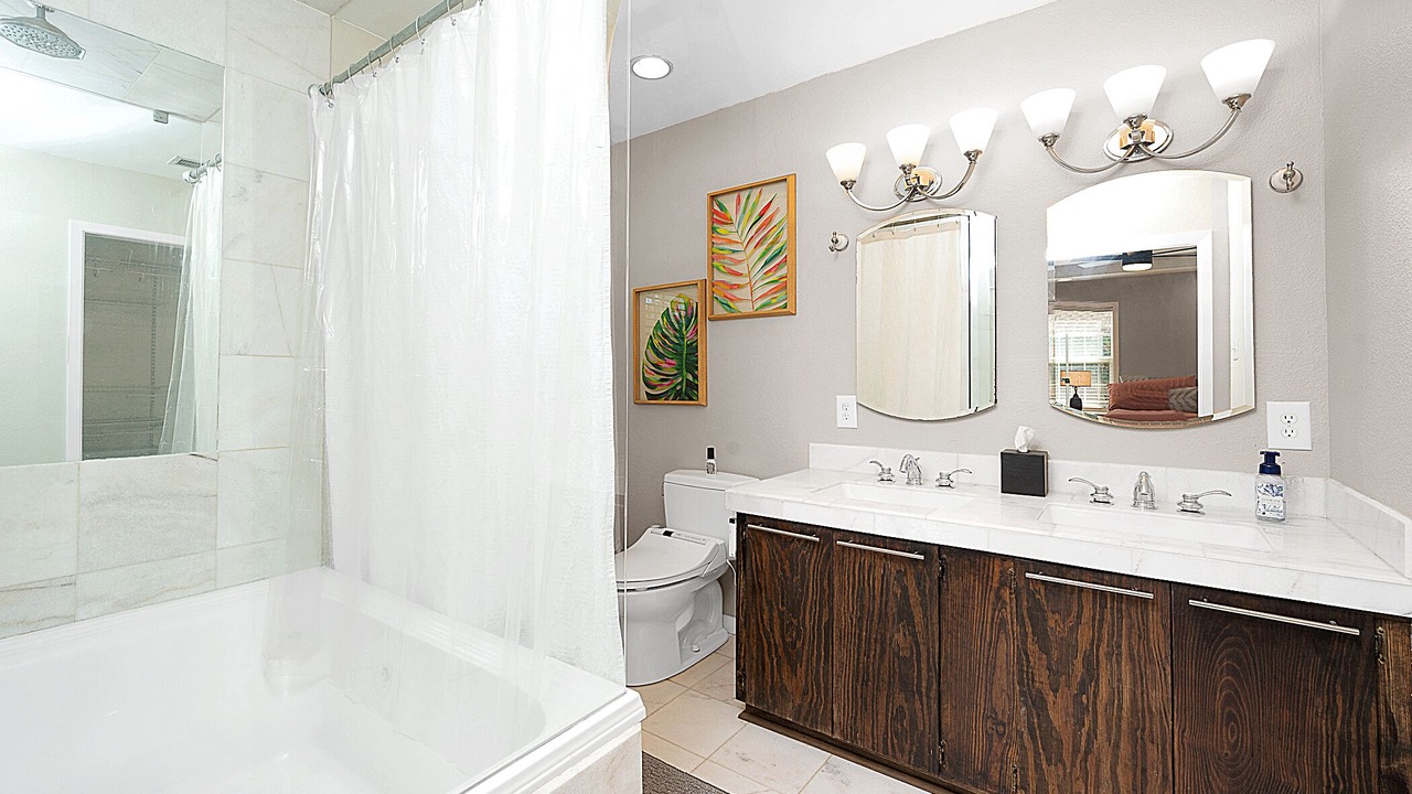 Photo of Bathroom in Star Harbor