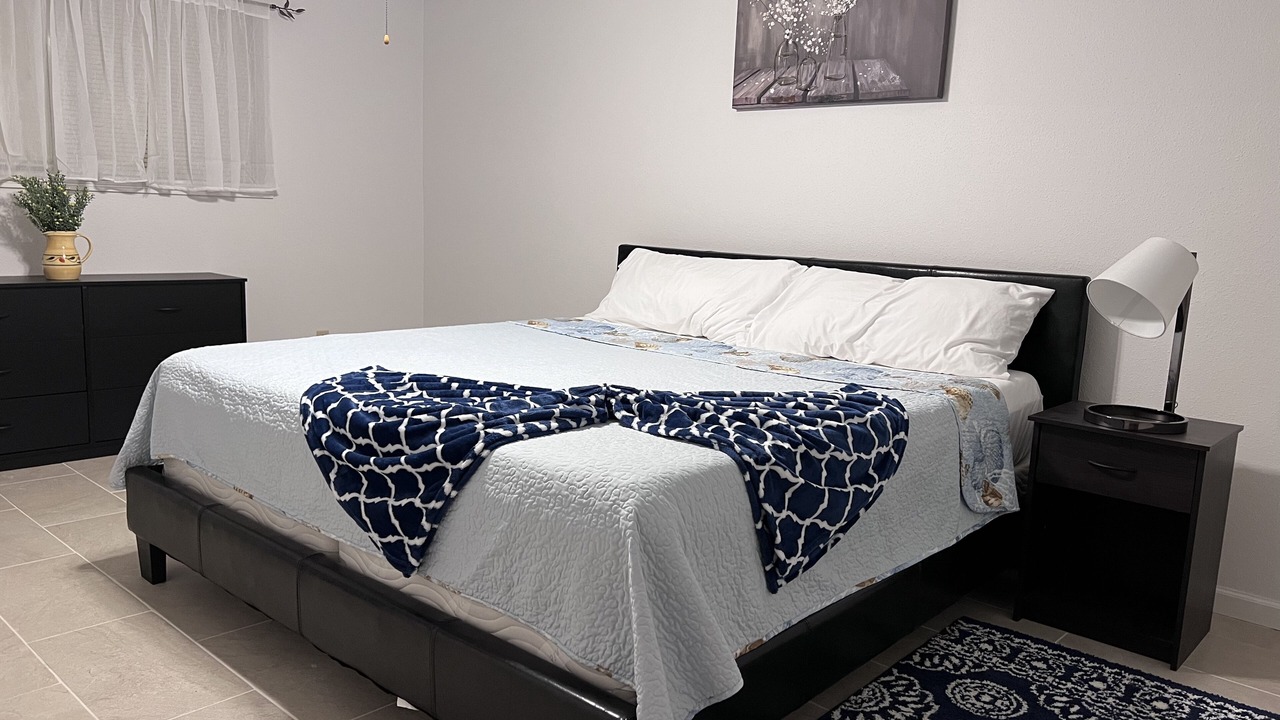 Photo of Bedroom in Pasadena