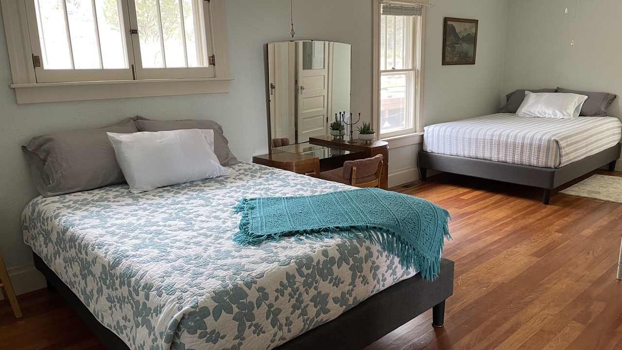 Photo of Bedroom in Hot Springs