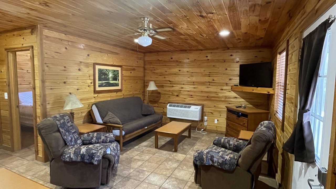 Photo of Livingroom in Van Buren