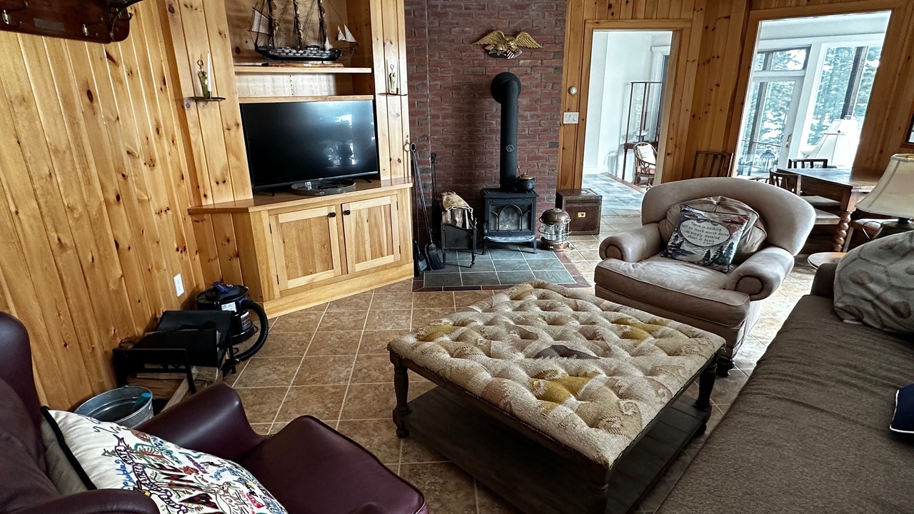 Photo of Livingroom in West Point