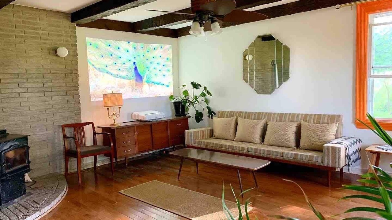 Photo of Livingroom in Adolphustown