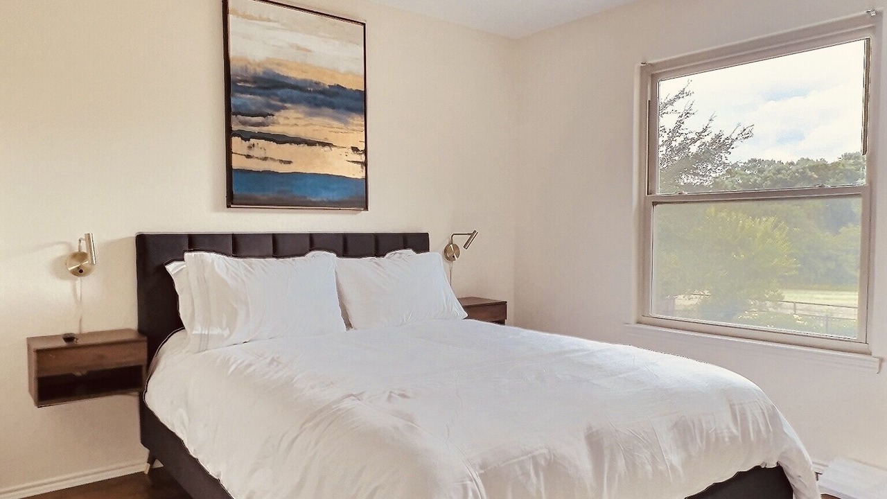 Photo of Bedroom in Rowlett