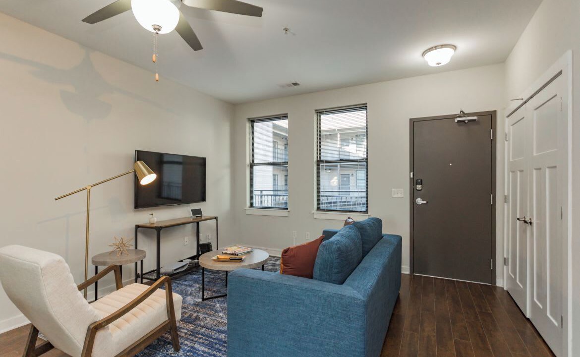 Photo of Livingroom in Music Row