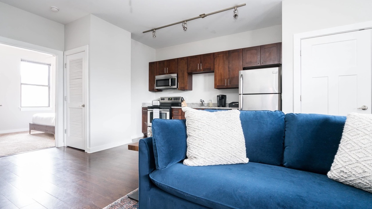 Photo of Livingroom in Hillsboro Village