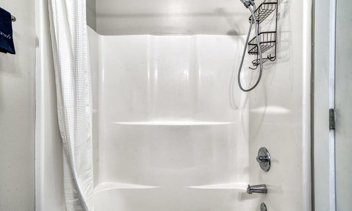 Photo of Bathroom in Music Row