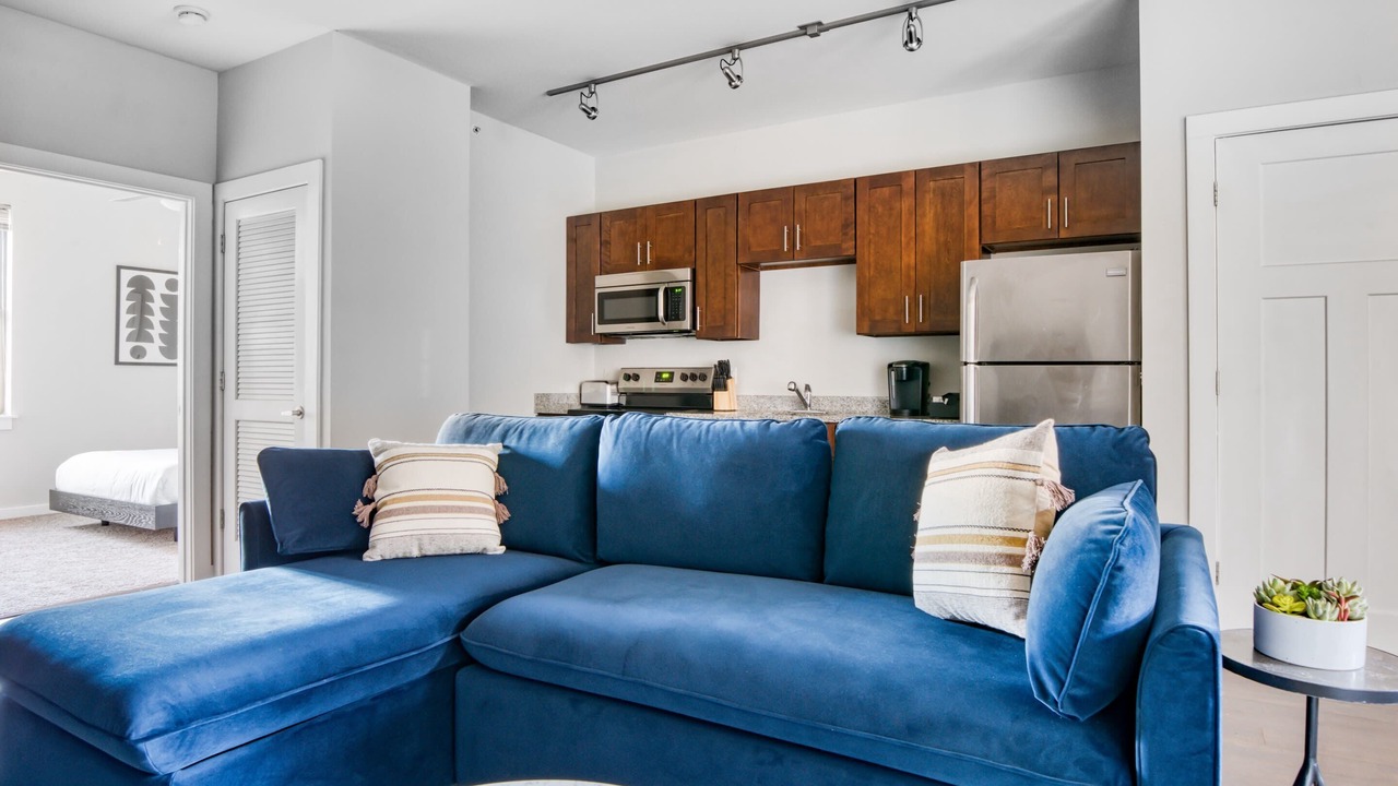 Photo of Livingroom in Music Row