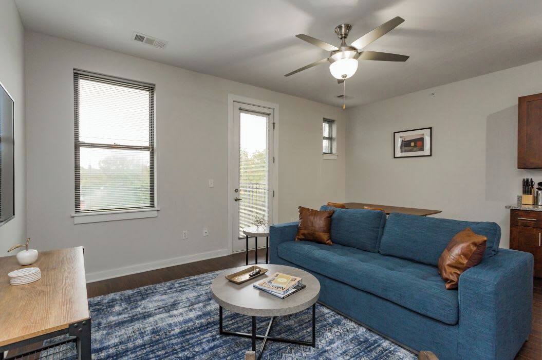 Photo of Livingroom in Music Row