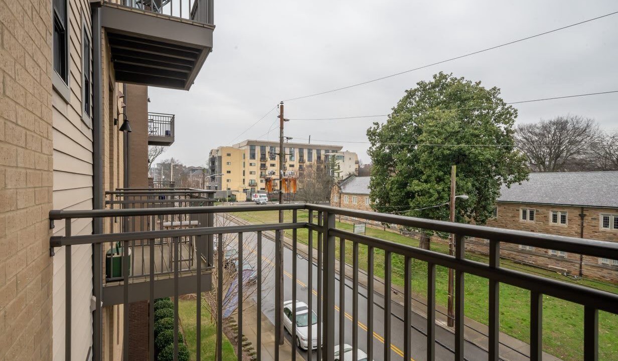 Photo of Outdoor in Music Row