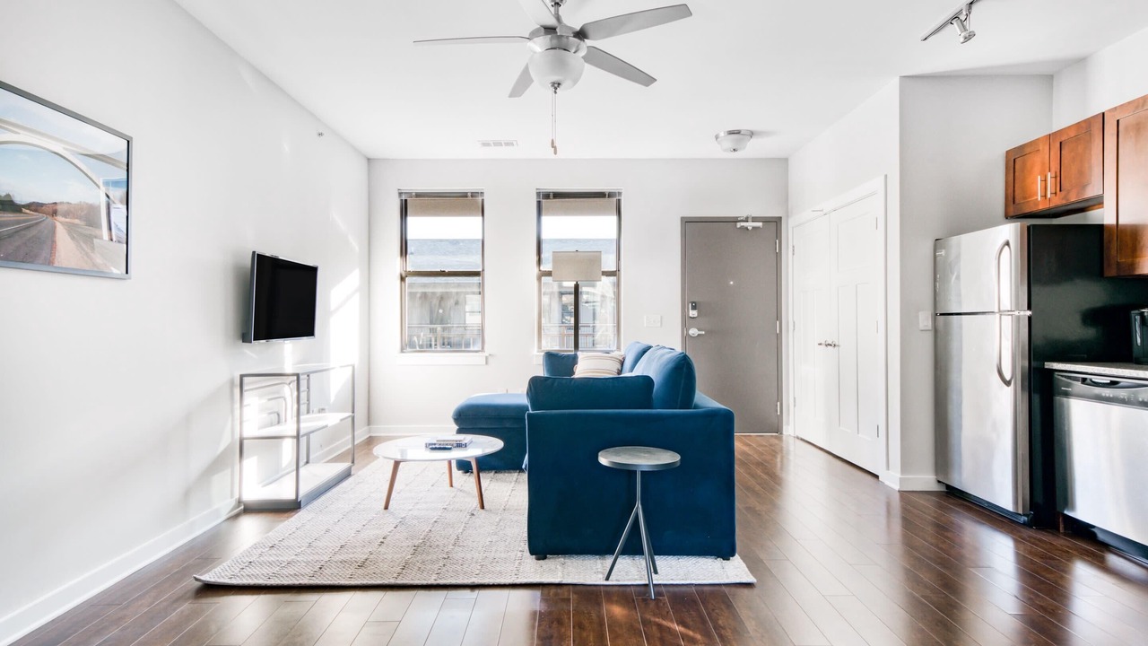 Photo of Livingroom in Music Row