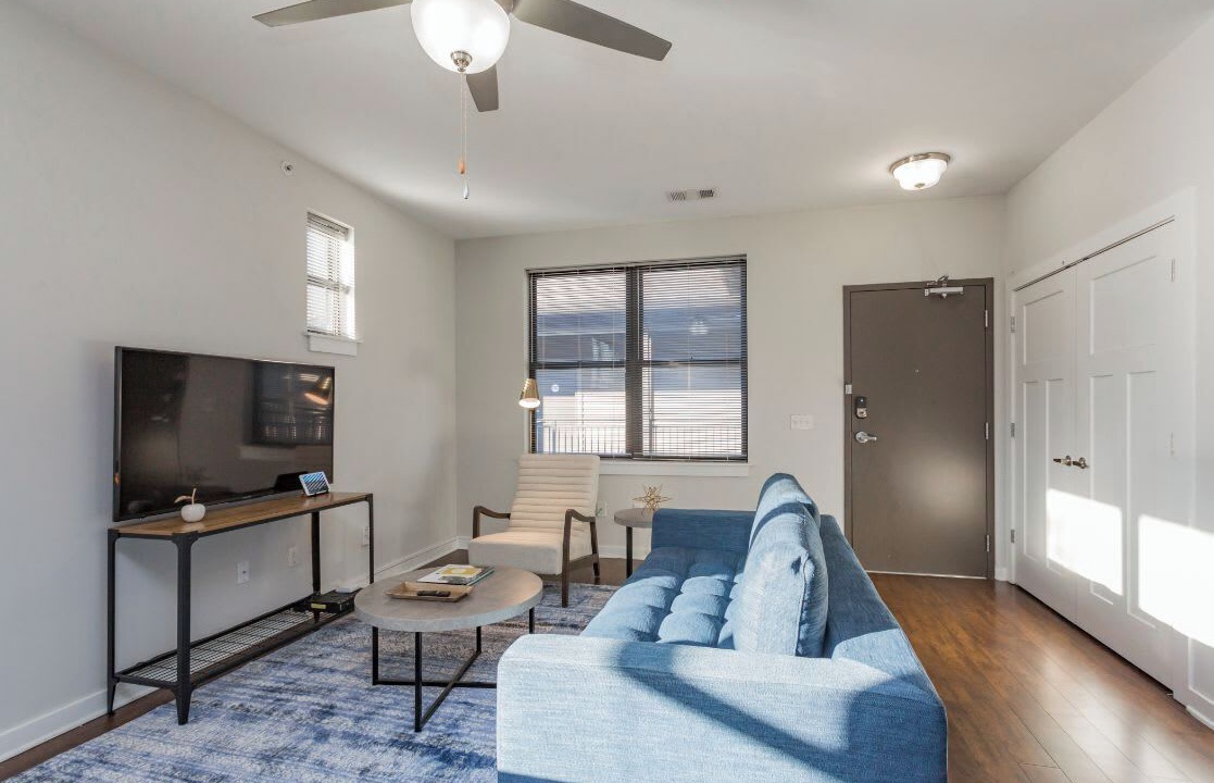 Photo of Livingroom in Music Row