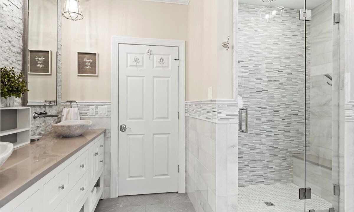 Photo of Bathroom in Cleverdale