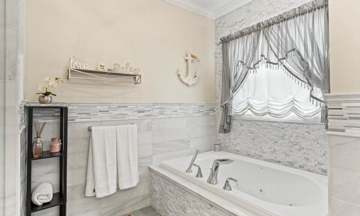 Photo of Bathroom in Cleverdale