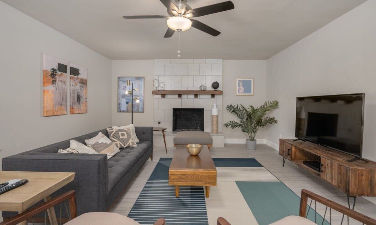 Photo of Livingroom in Dallas