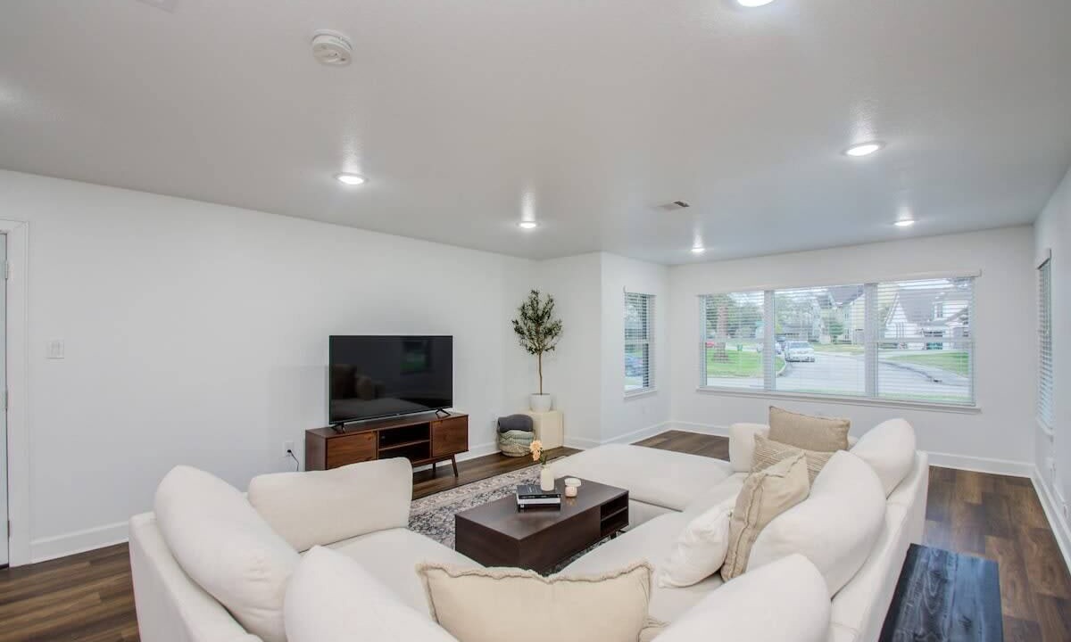 Photo of Bedroom in Braeswood Place