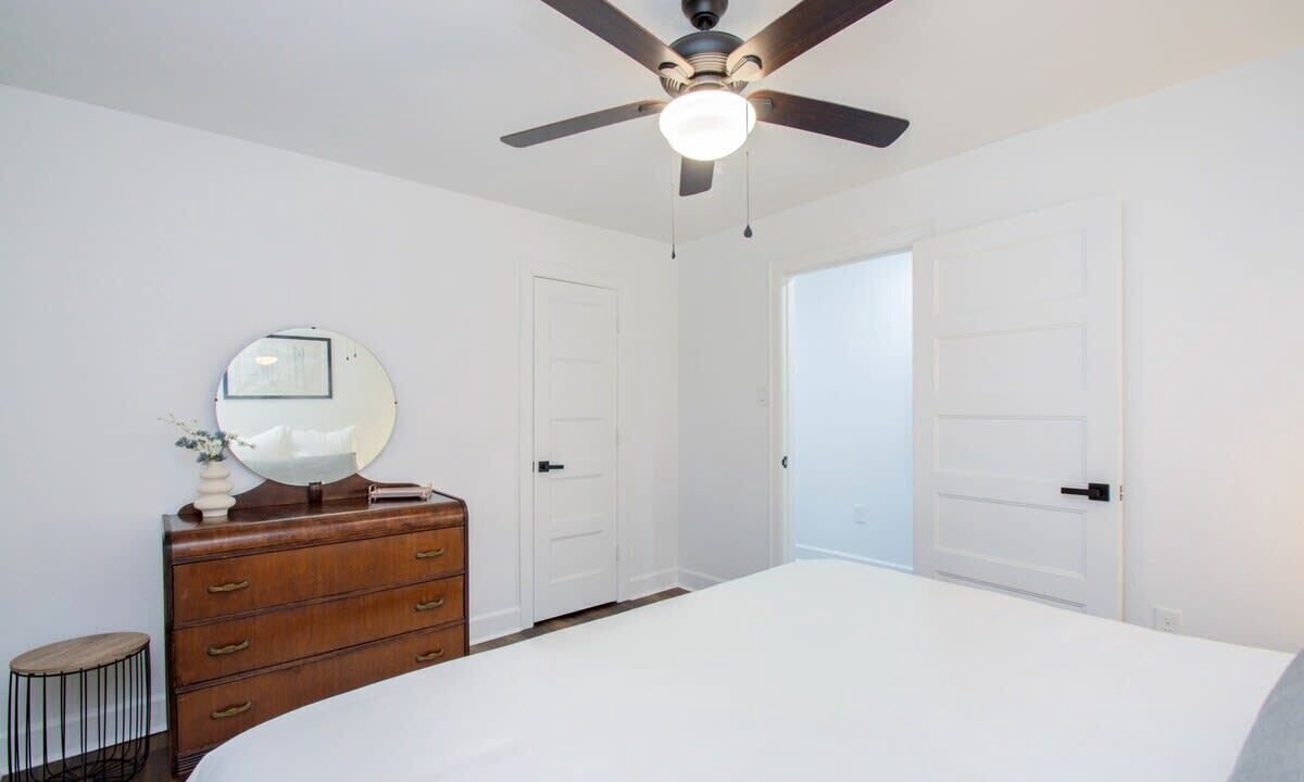 Photo of Bedroom in Braeswood Place