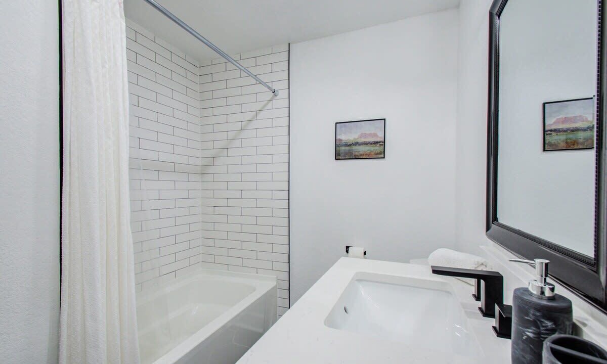 Photo of Bathroom in Braeswood Place