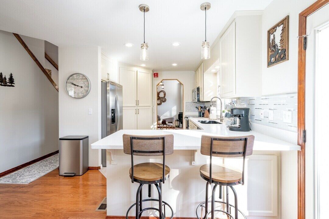 Photo of Others in Southern Crossing