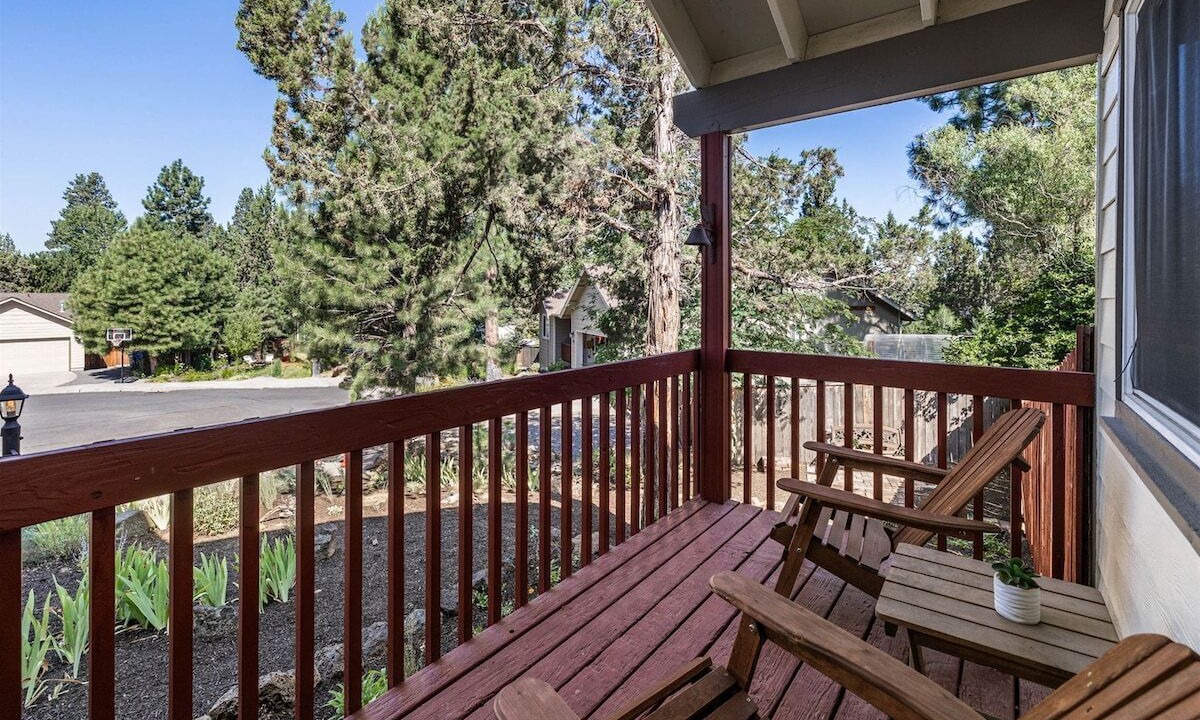 Photo of Outdoor in Southern Crossing