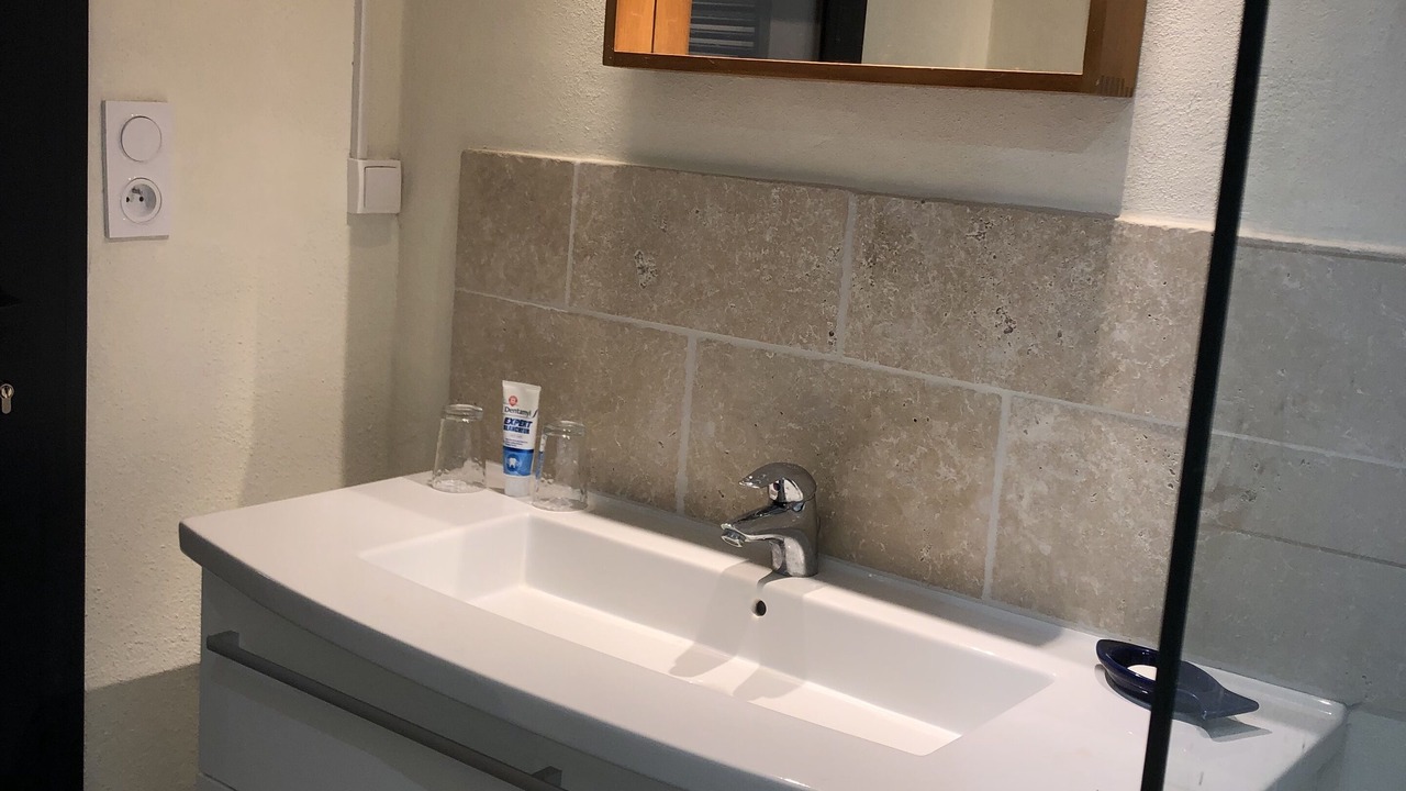 Photo of Bathroom in Saint-Amans-du-Pech