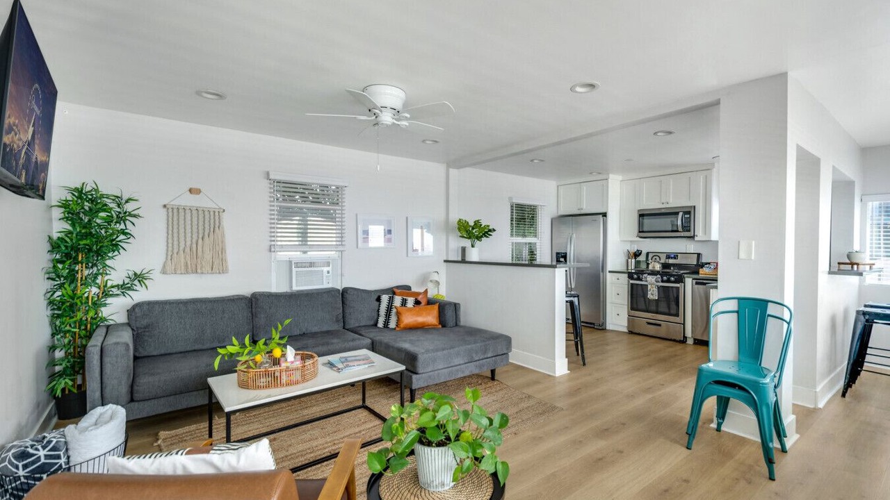 Photo of Bedroom in Huntington Beach
