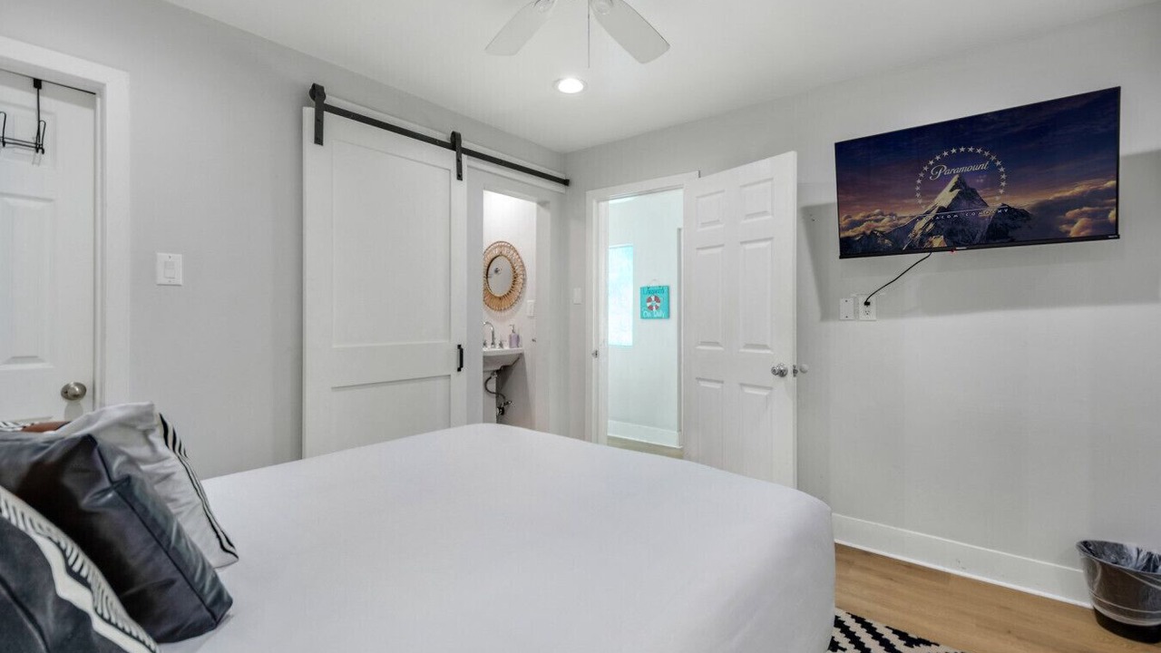 Photo of Bathroom in Huntington Beach