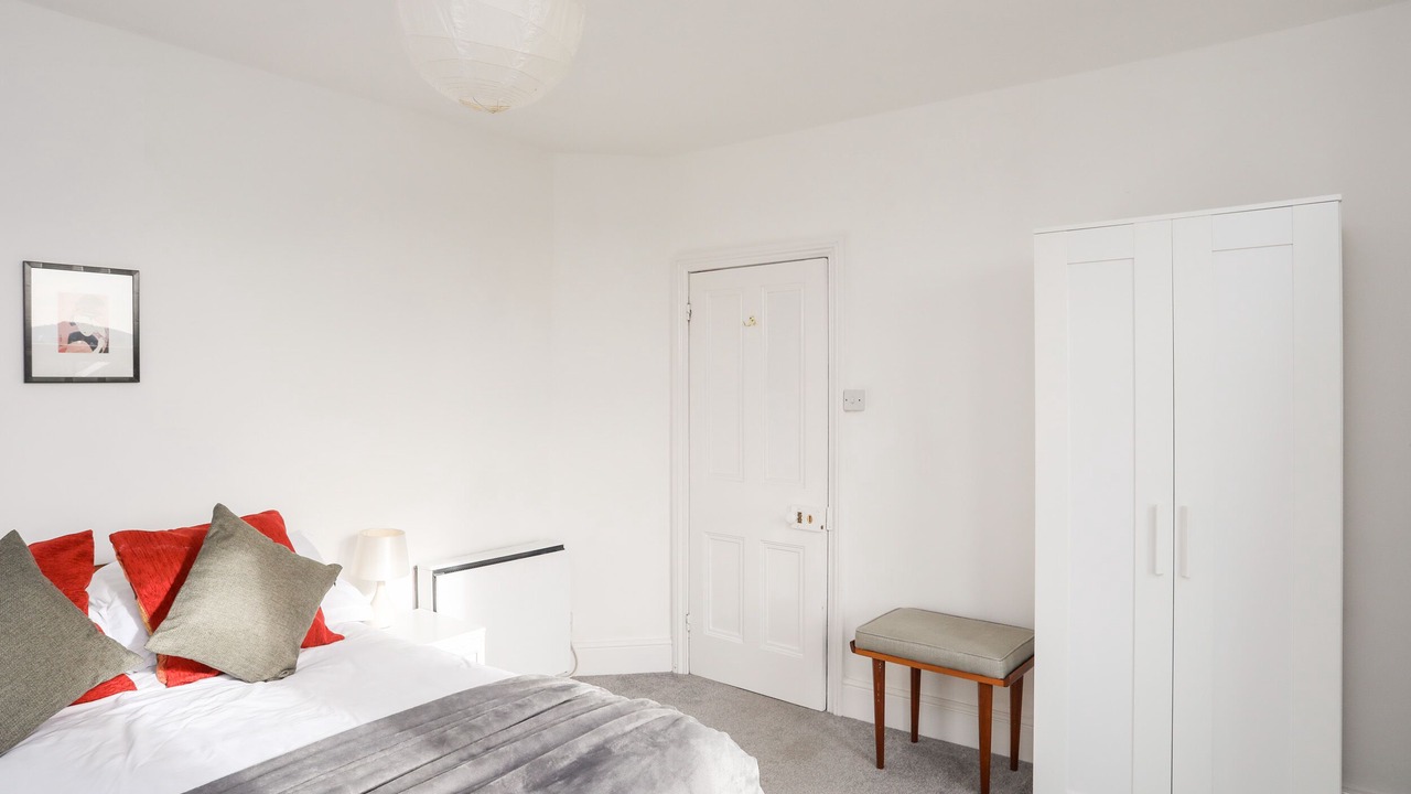 Photo of Bedroom in Edern