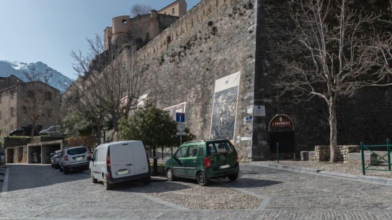 Photo of Others in Corte
