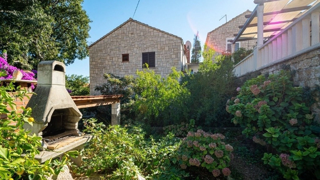 Photo of Outdoor in Cove Tri Zala (Zrnovo)