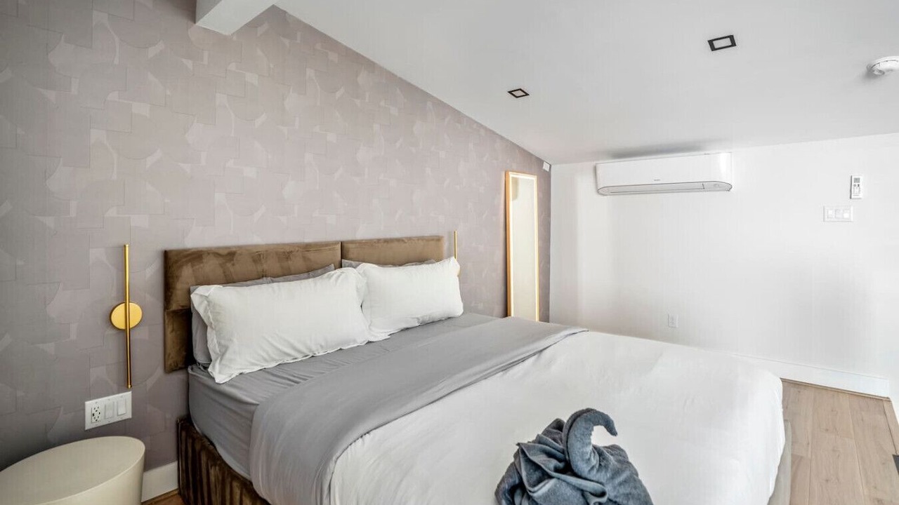 Photo of Bedroom in East Downtown Houston