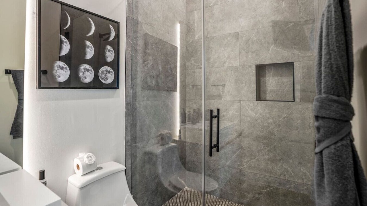 Photo of Bathroom in East Downtown Houston