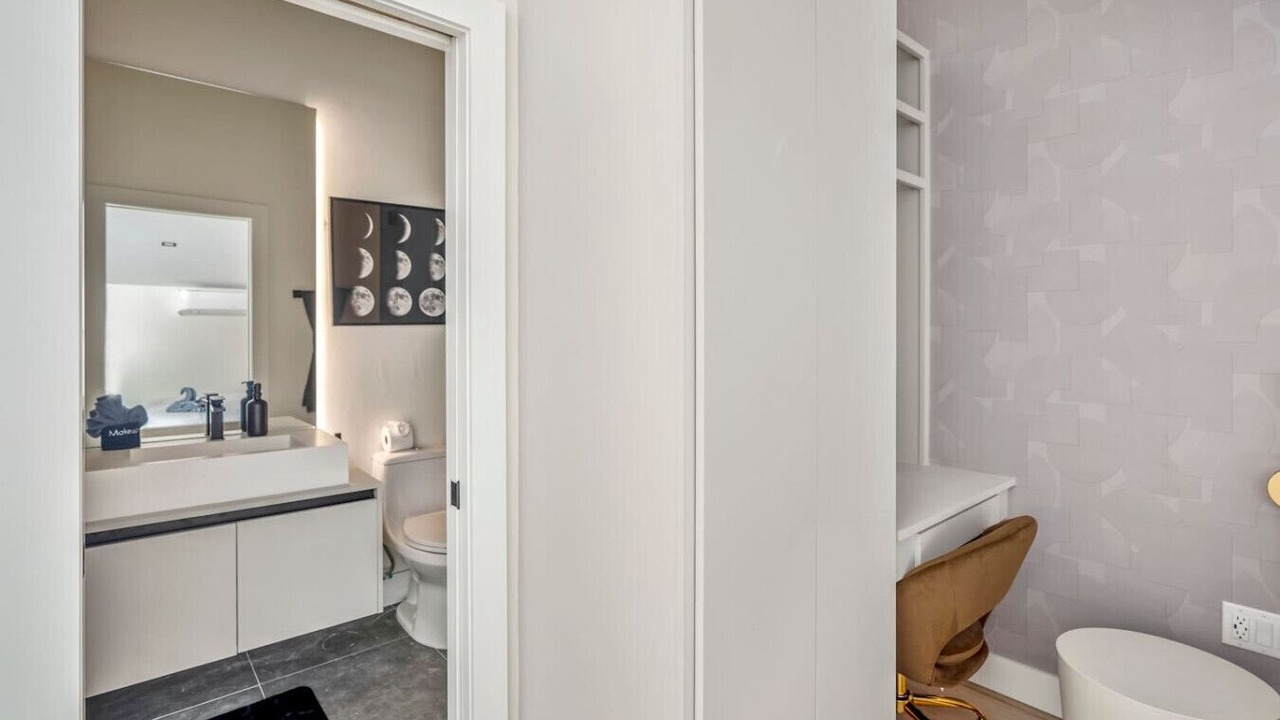 Photo of Bathroom in East Downtown Houston