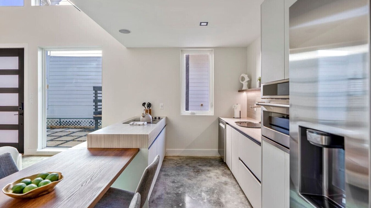 Photo of Kitchen in East Downtown Houston