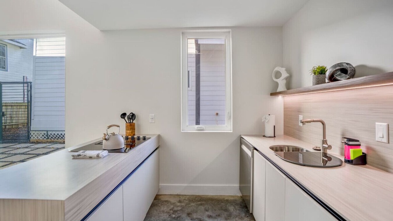 Photo of Kitchen in East Downtown Houston