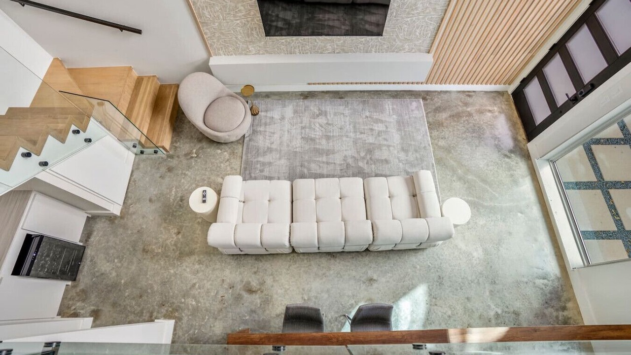 Photo of Livingroom in East Downtown Houston