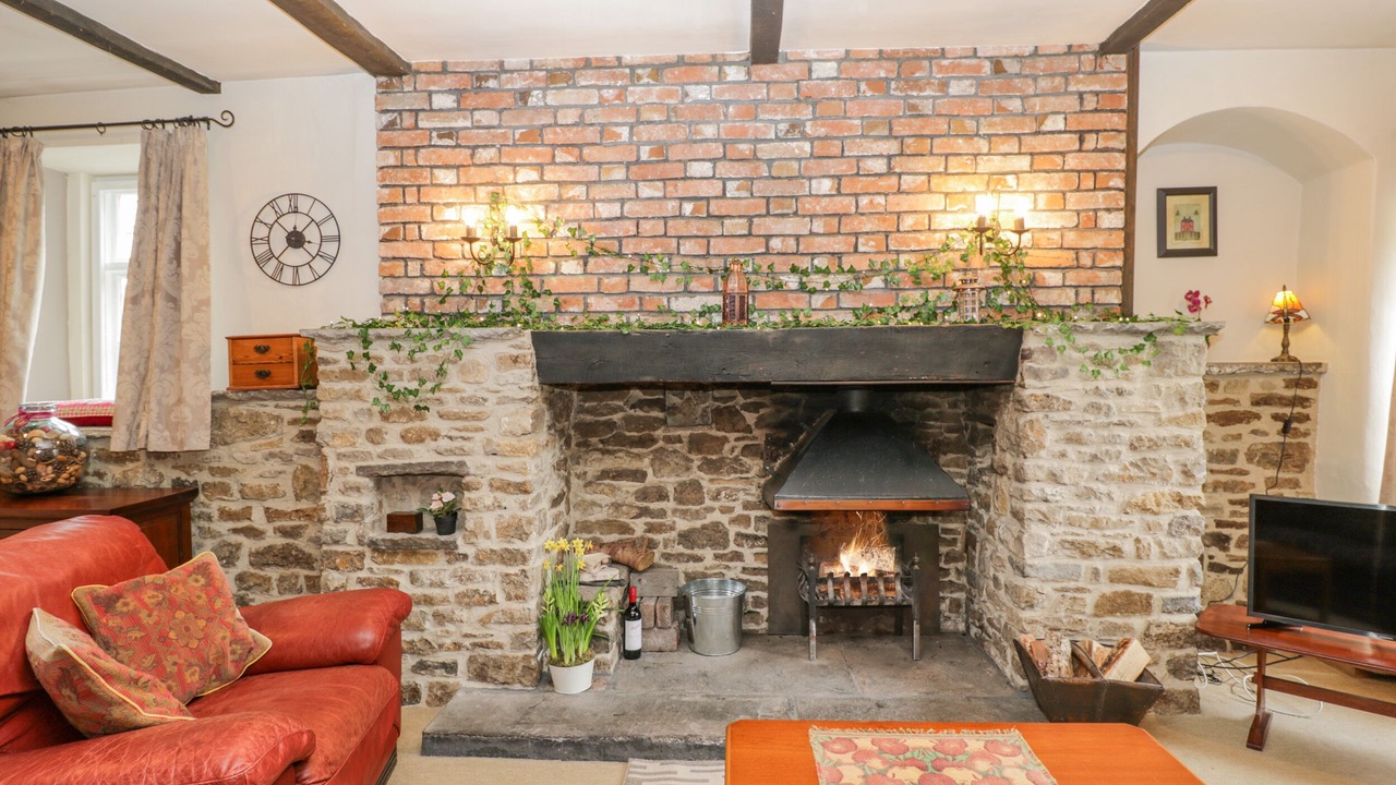 Photo of Livingroom in Cannards Grave