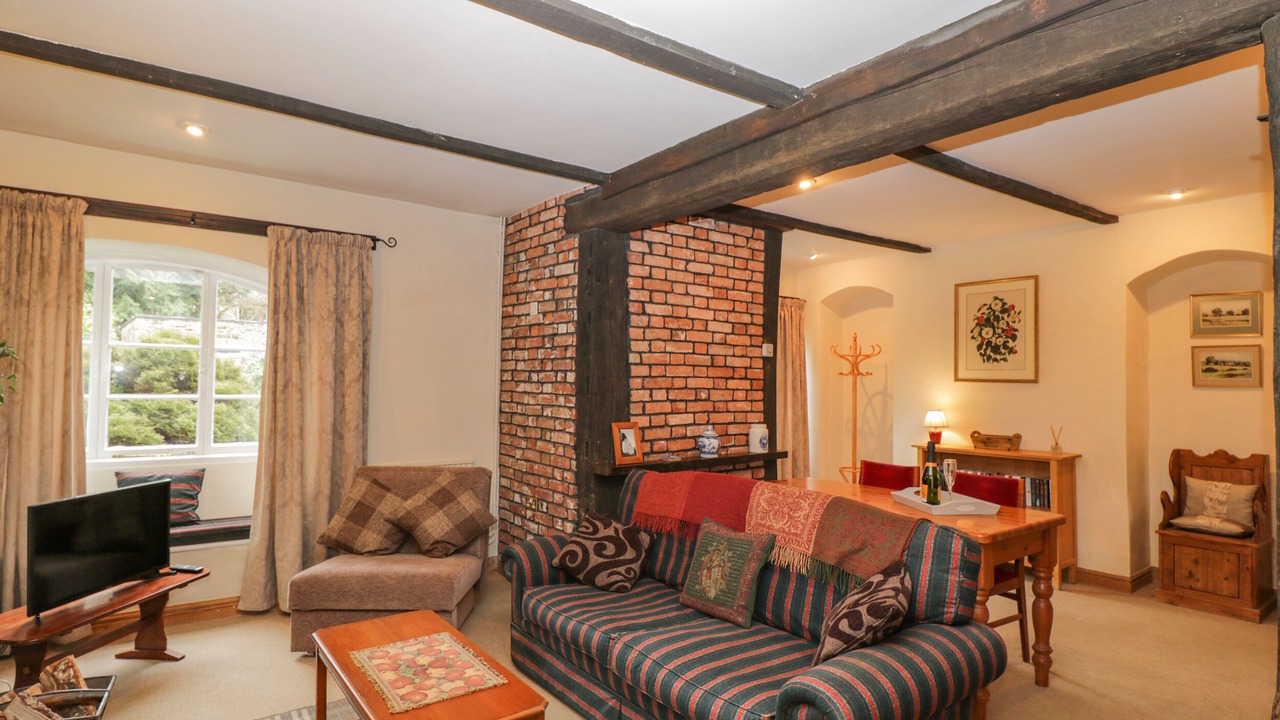 Photo of Livingroom in Cannards Grave