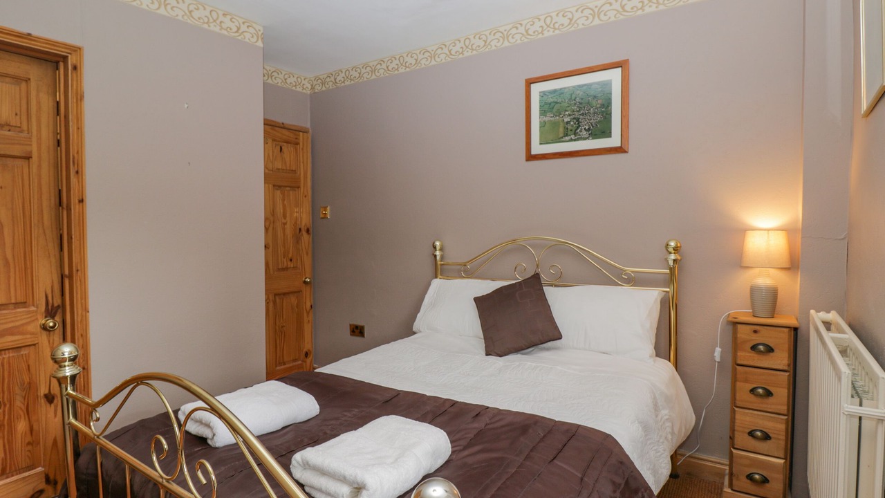 Photo of Bedroom in Cannards Grave