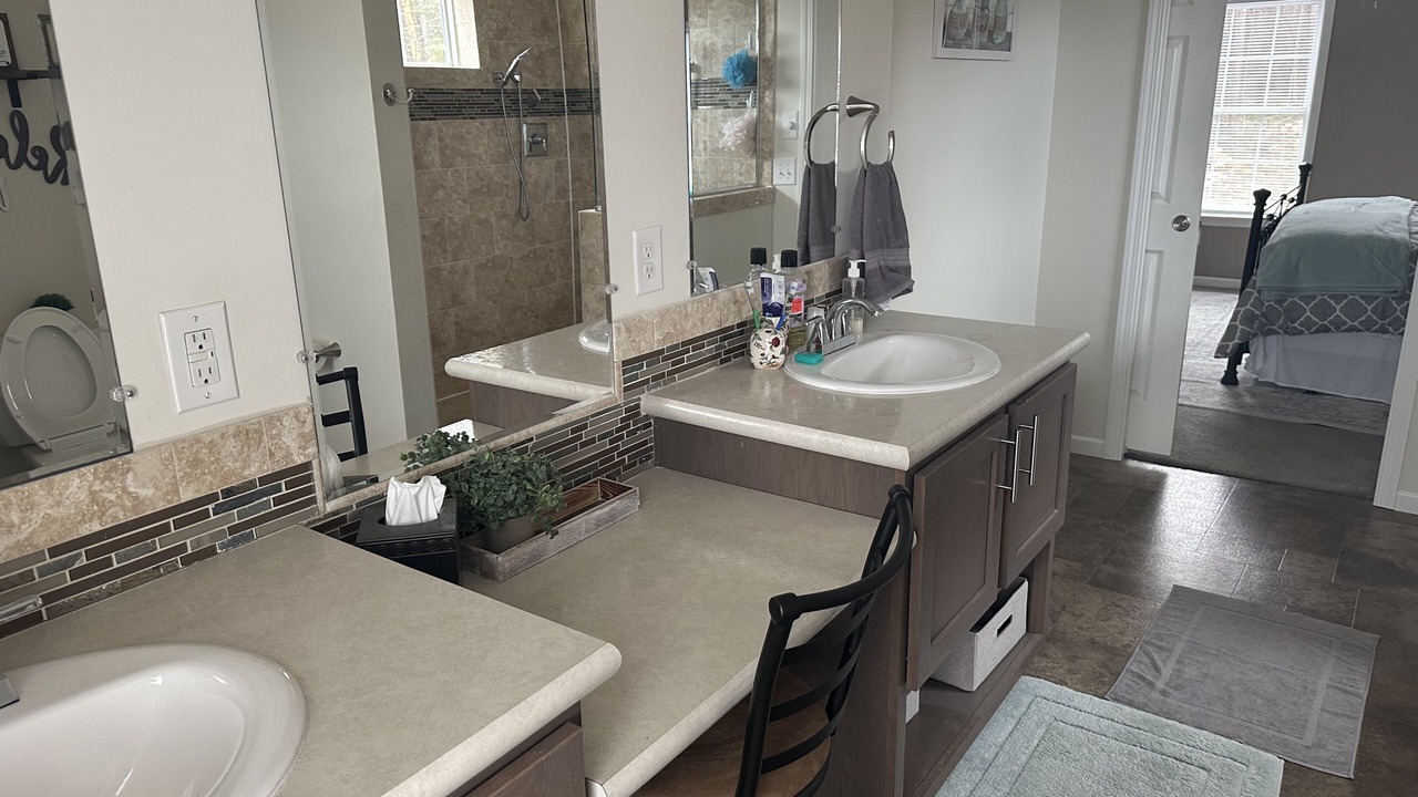 Photo of Bathroom in Town of Reading