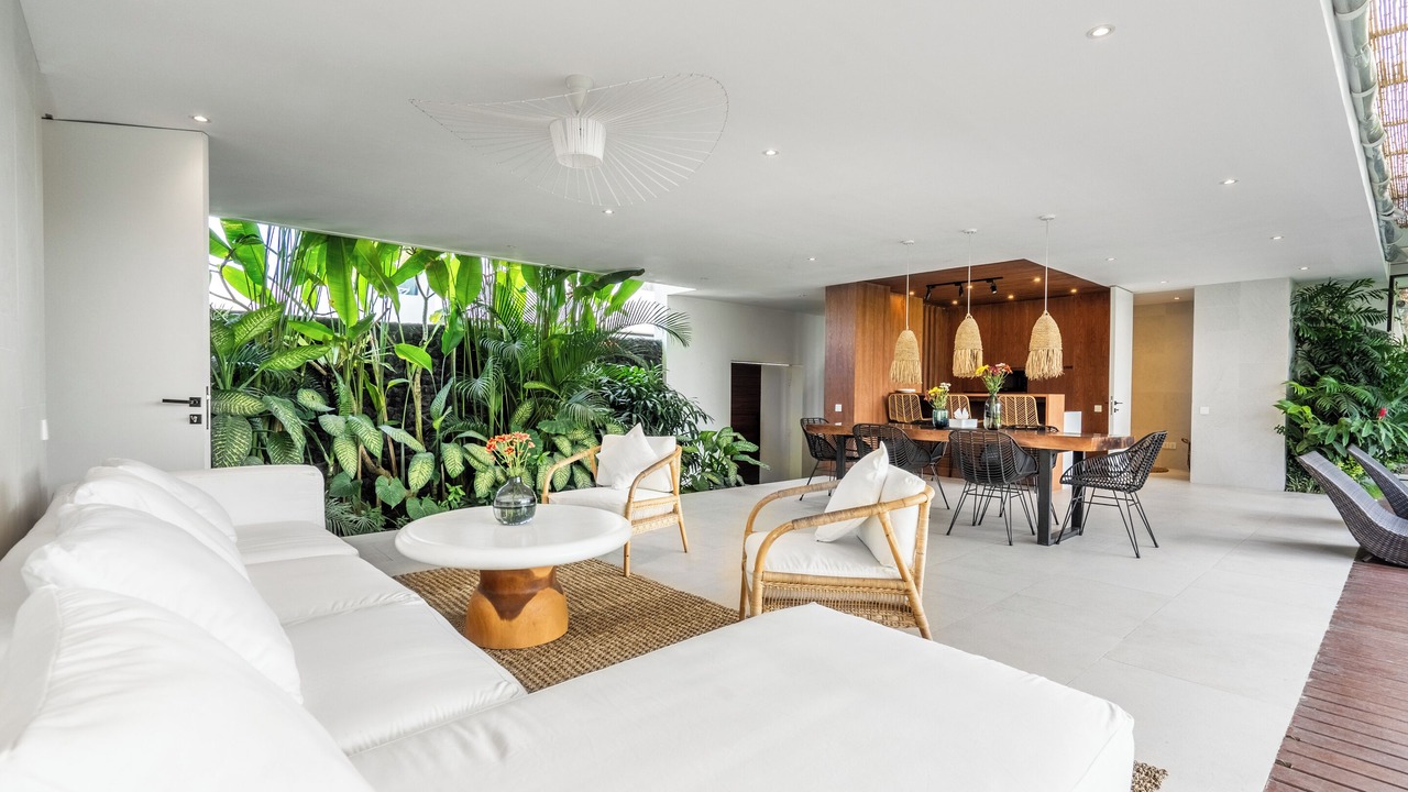 Photo of Livingroom in Sayan