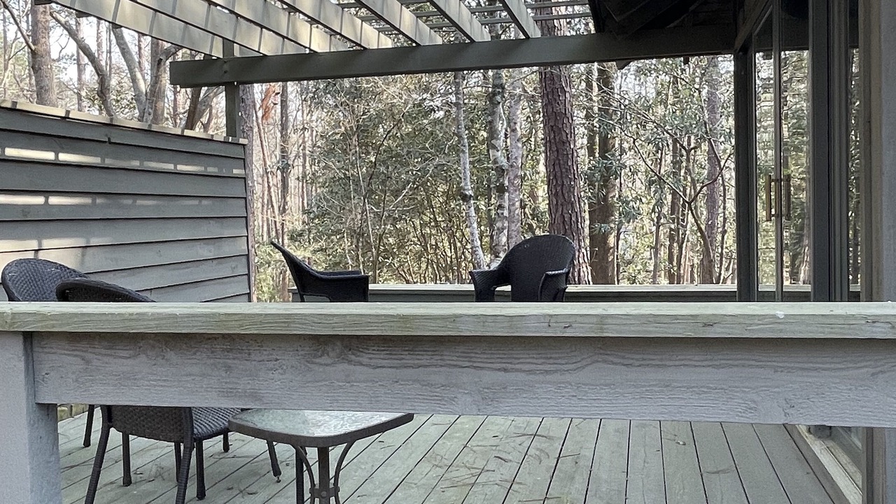 Photo of Patio Balcony in Pine Mountain