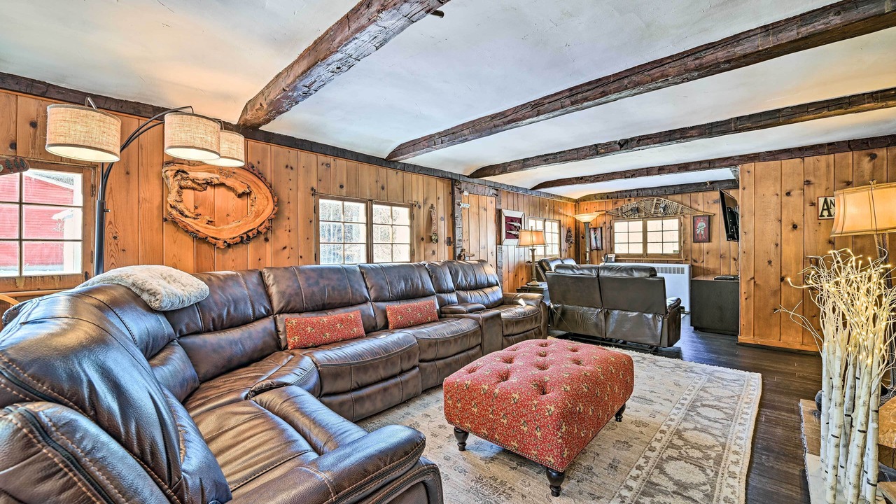 Photo of Livingroom in Town of Conesville