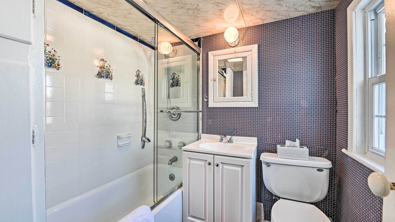 Photo of Bathroom in Town of Conesville