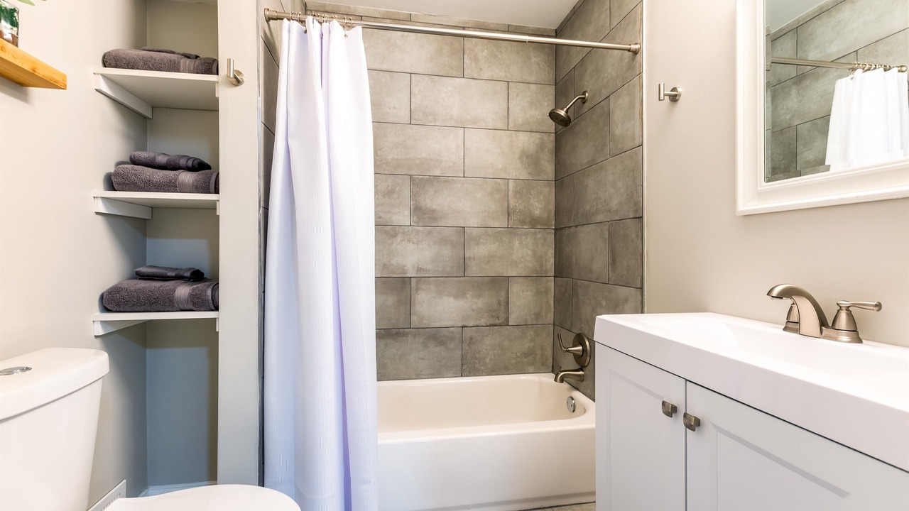 Photo of Bathroom in Mount Clemens