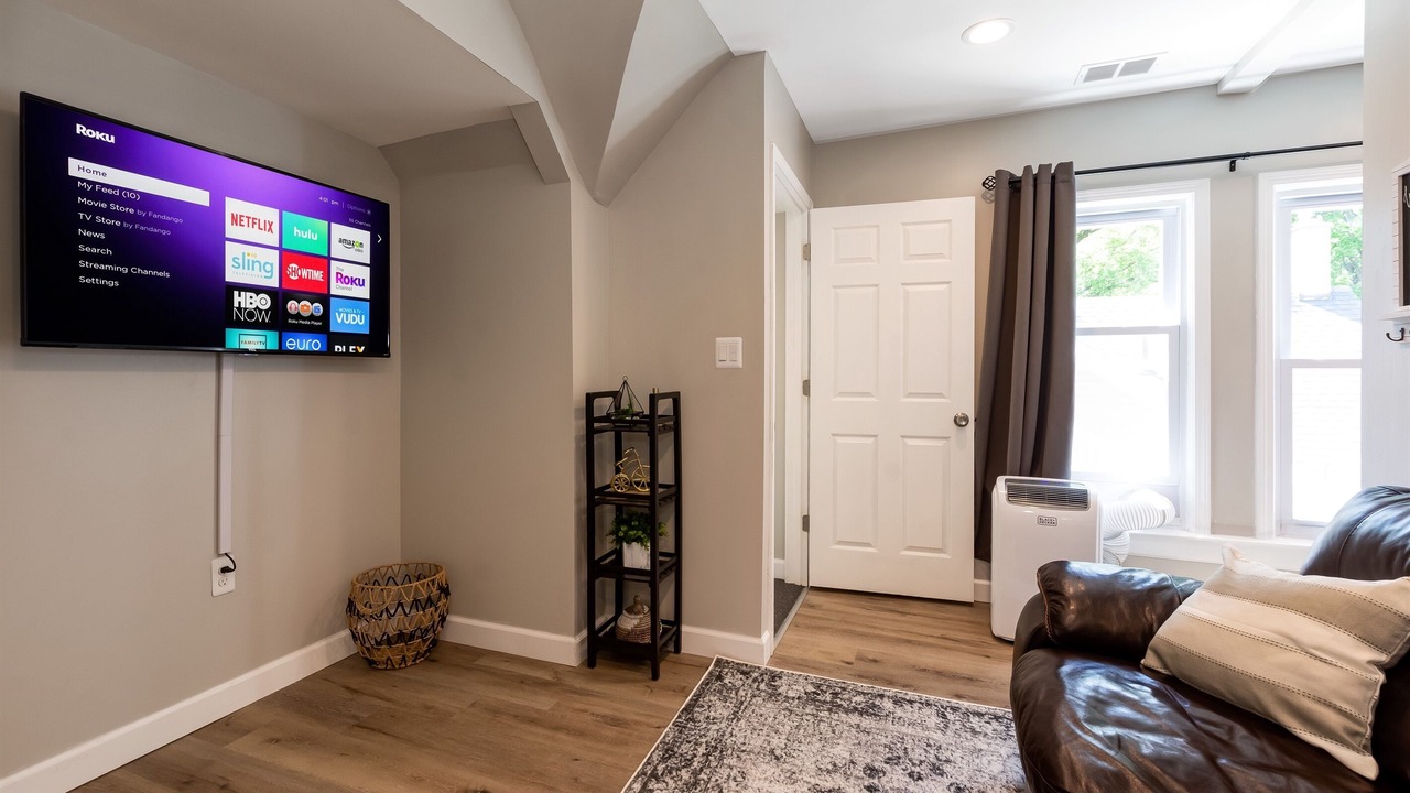 Photo of Bedroom in Mount Clemens