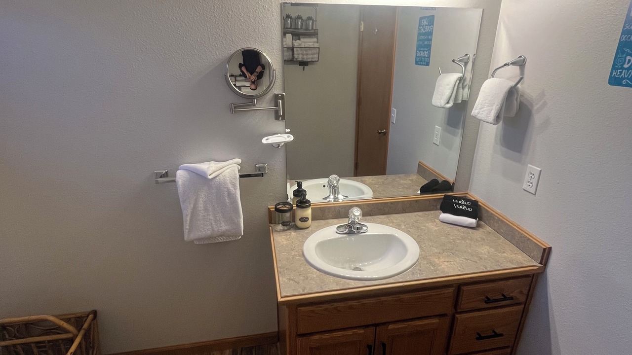 Photo of Bathroom in Golden