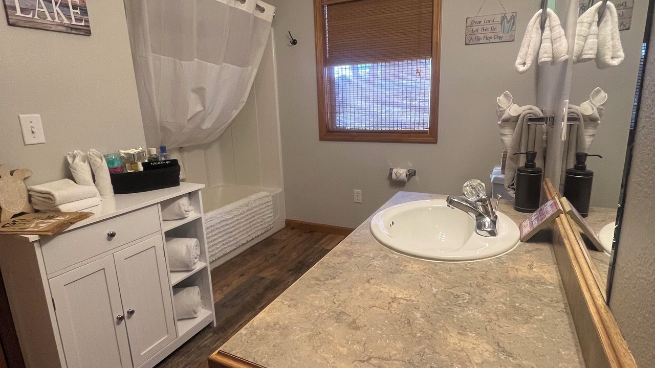 Photo of Bathroom in Golden